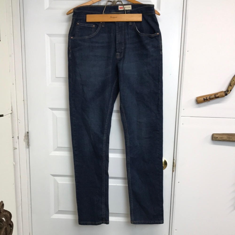 Wrangler Women’s Dark Blue Jeans - Regular Taper Fit
